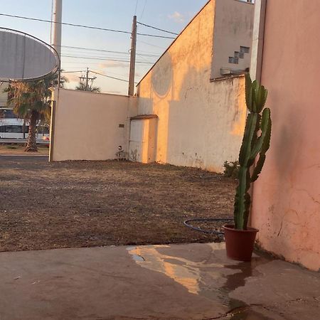 Pousada Girassol Olímpia Esterno foto